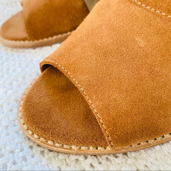 UGG tan suede women’s 8.5 stacked heel Celia mules - Picture 11 of 16